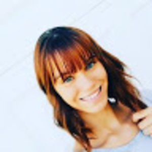 Meet your Posher, Ianna